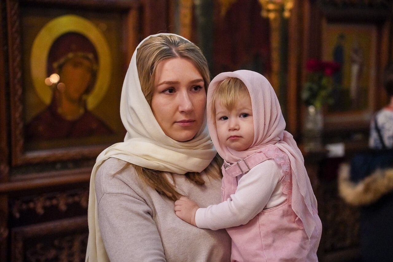 Утро в храме